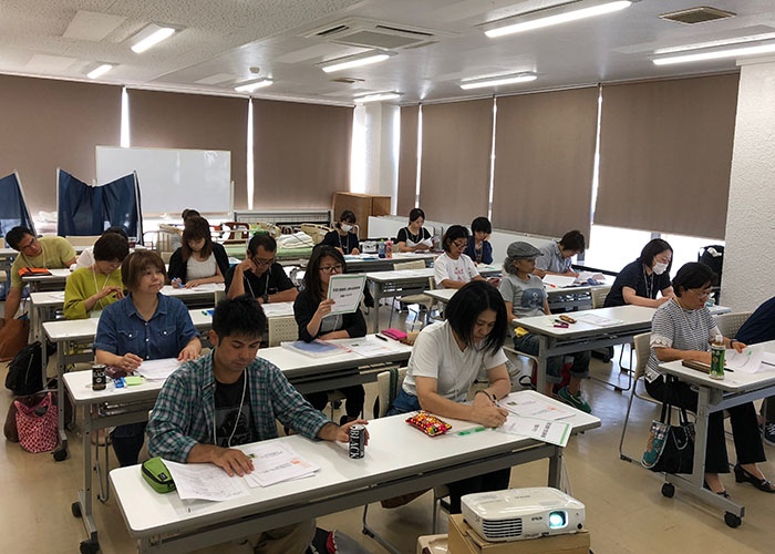 社員研修（発達支援療育士研修）